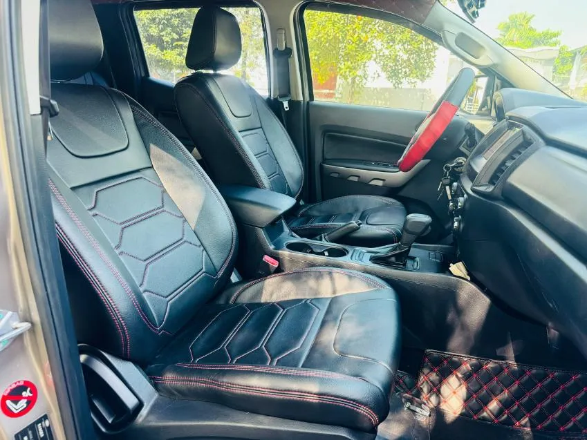 Màn hình giải trí trung tâm và điều hòa