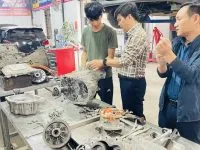 Khóa học sửa chữa ô tô điện, ô tô hybrid chuyên sâu cho KTV nâng cao tay nghề - Trường Trung Tâm Dạy Nghề Ô Tô - Xe Máy EAC