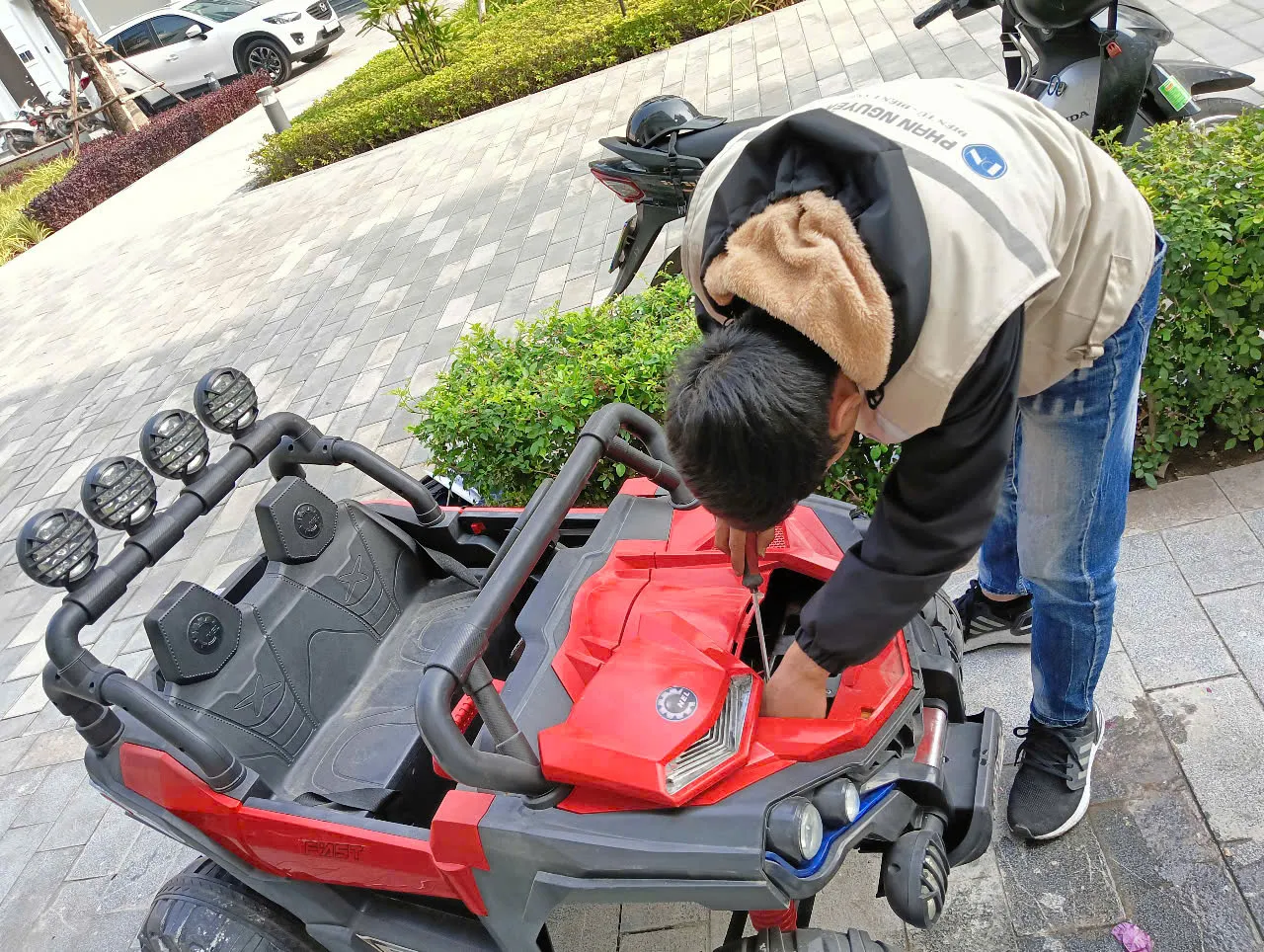 sửa xe ô tô điện trẻ em