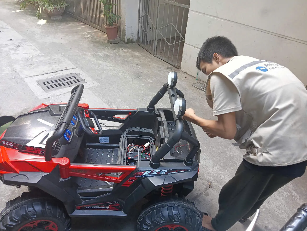 sửa xe ô tô điện trẻ em