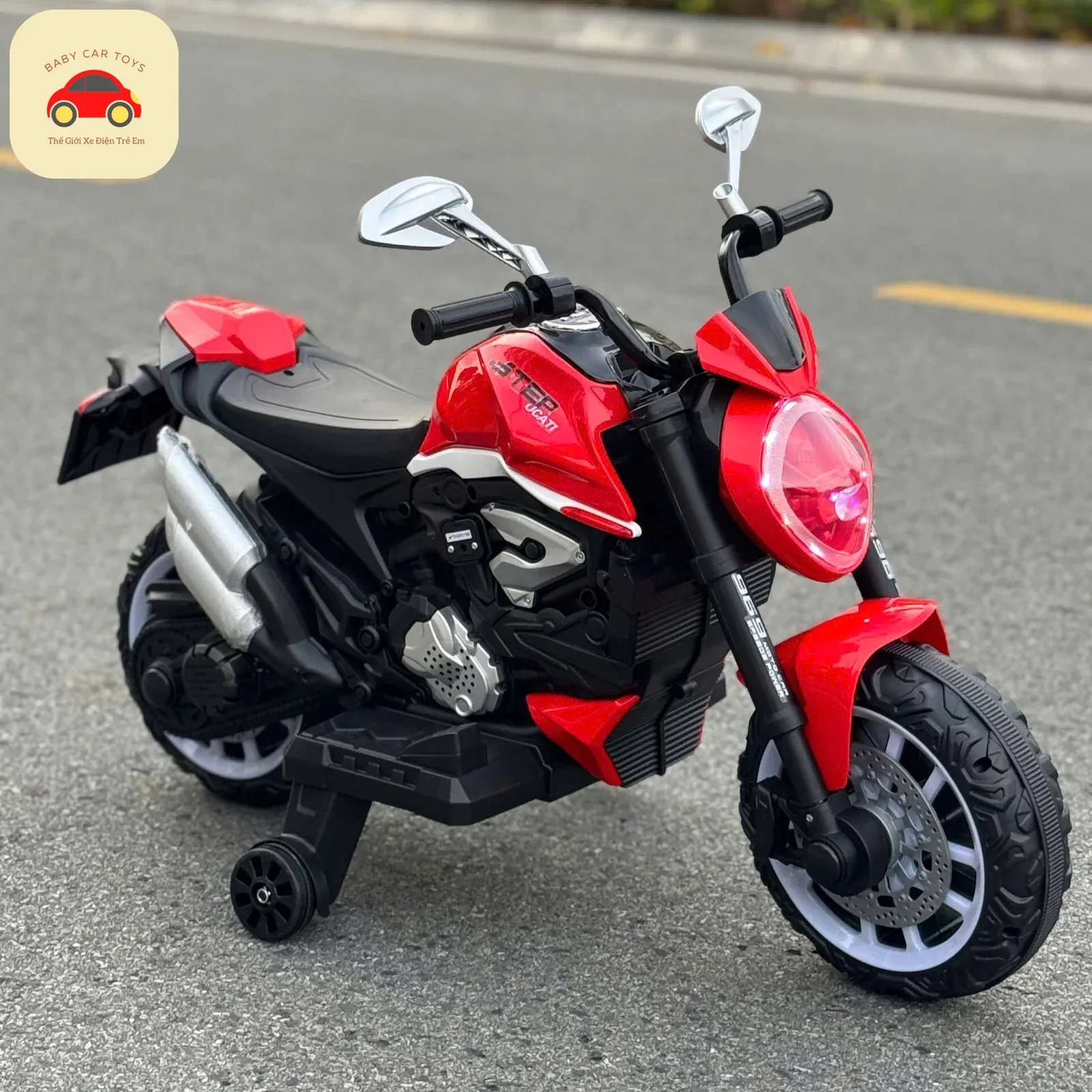 Xe mô tô điện trẻ em phong cách Ducati khỏe khoắn