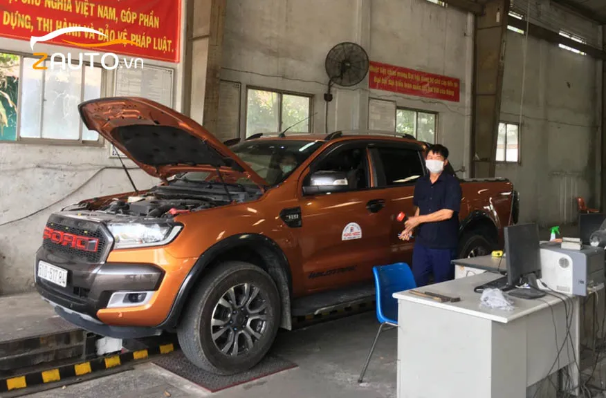 Quy trình kiểm tra kỹ thuật và an toàn xe bán tải tại trung tâm đăng kiểm